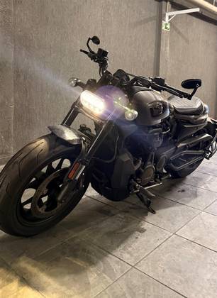 HARLEY-DAVIDSON SPORTSTER S HARLEY-DAVIDSON SPORTSTER S